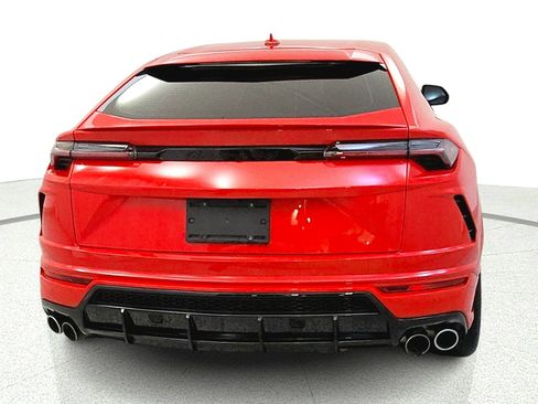Used 2022 Lamborghini Urus AWD/4WD image 6