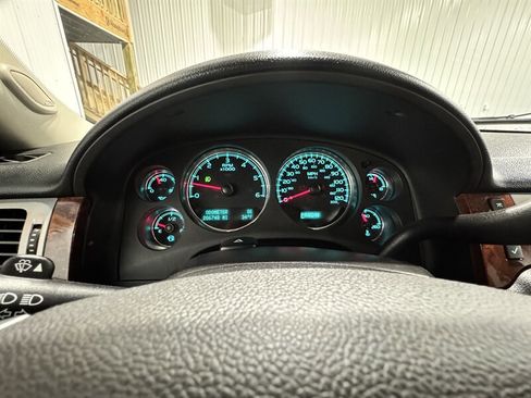 Used 2014 GMC Yukon XL SLT image 10