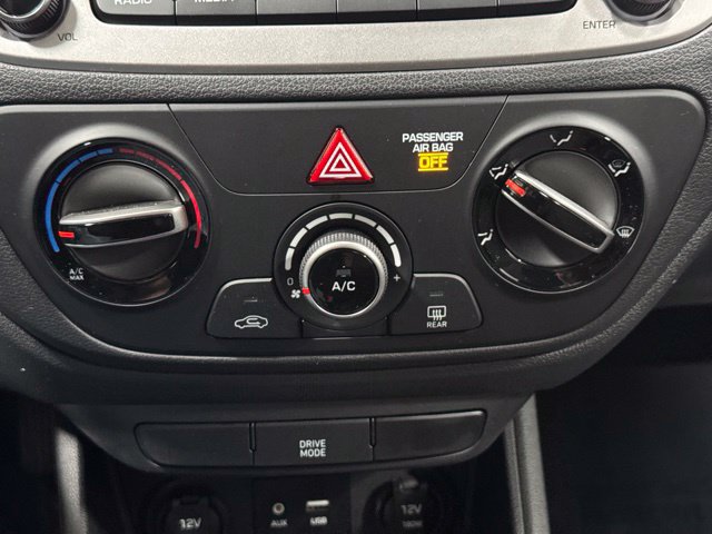 Used 2021 Hyundai Accent SE FWD image 17