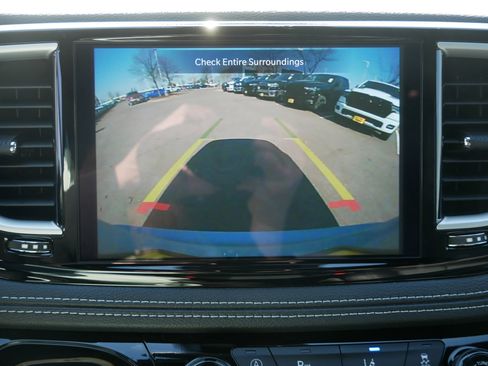 New 2026 Chrysler Pacifica Select FWD image 21