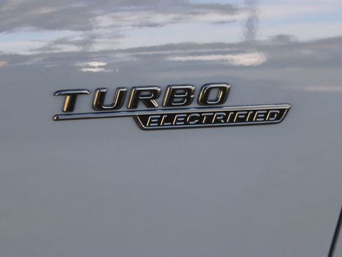 New 2026 Mercedes-Benz GLC 43 AMG 4MATIC Coupe image 21