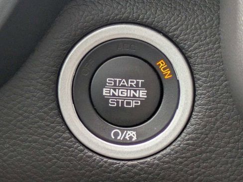 Used 2023 RAM 1500 Big Horn AWD/4WD image 28