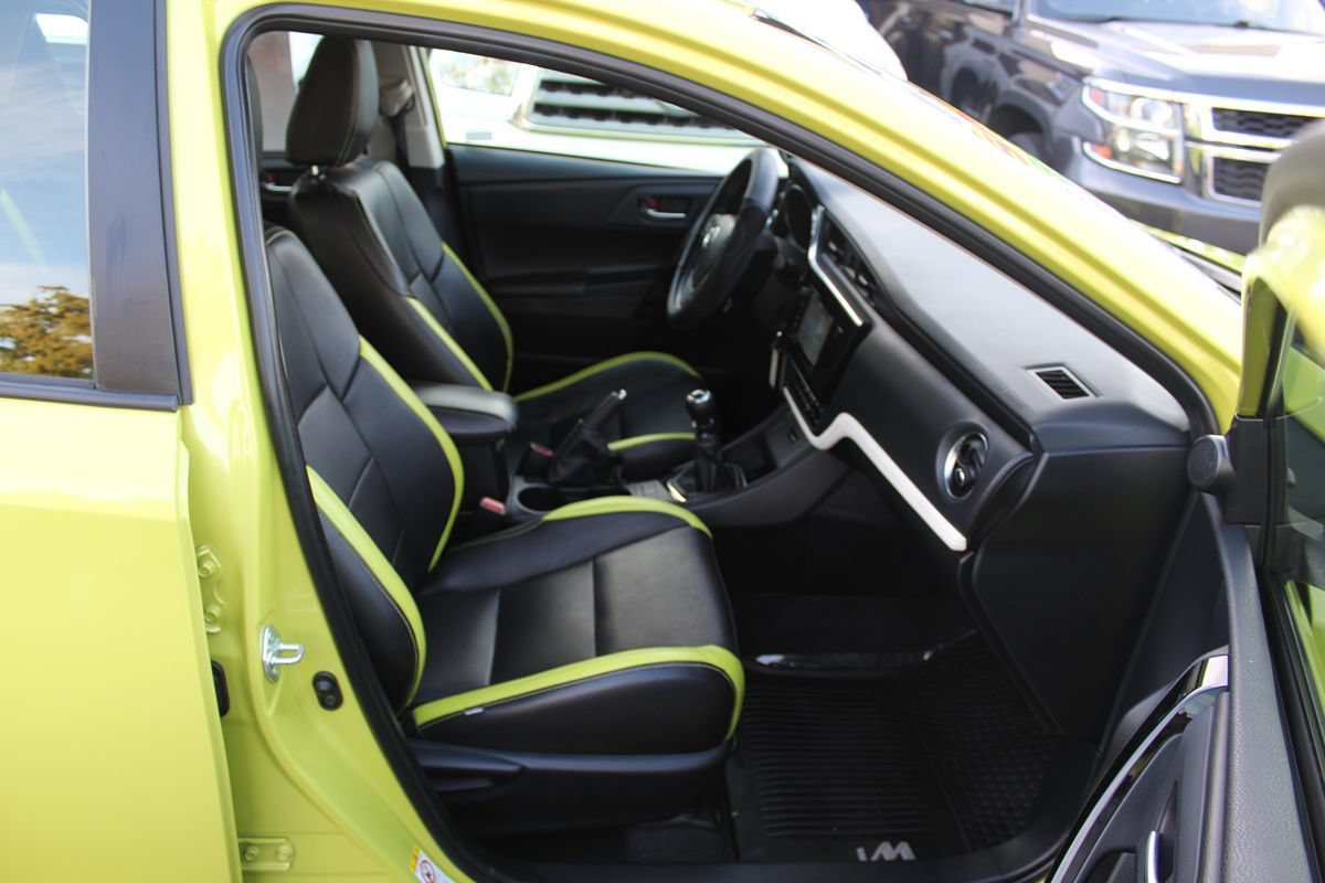 Used 2017 Toyota Corolla iM w/ All-Weather Mat Package FWD image 21