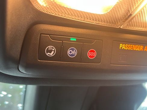 Used 2025 Chevrolet TrailBlazer RS w/ Convenience Package image 25