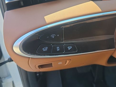 New 2026 Genesis GV70 2.5T Advanced AWD/4WD image 12