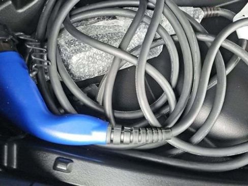 Used 2024 MAZDA CX-90 Plug-In Hybrid w/ Premium Plus image 16