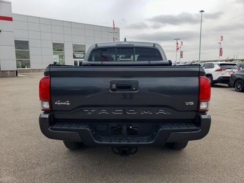 Used 2021 Toyota Tacoma SR image 6