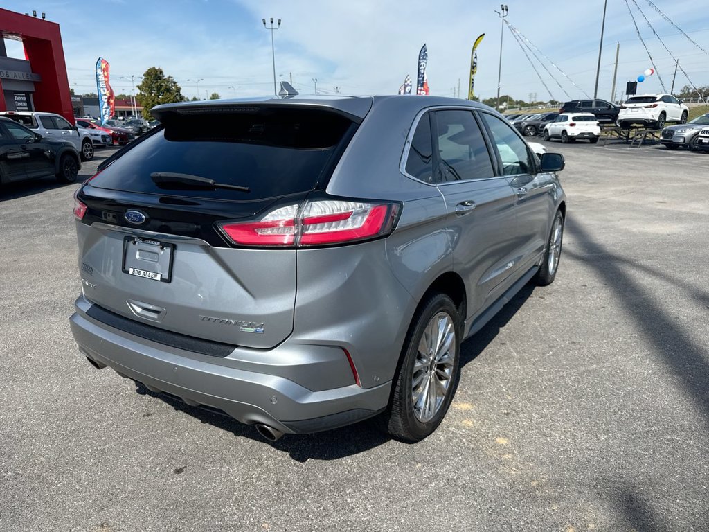 Used 2020 Ford Edge Titanium w/ Equipment Group 301A AWD/4WD image 5