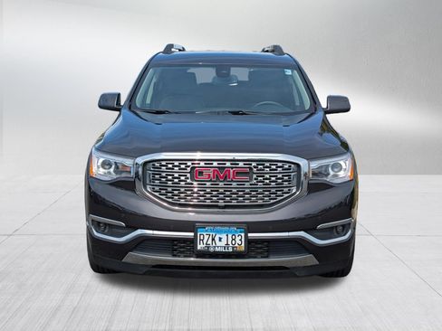 Used 2018 GMC Acadia Denali w/ Technology Package AWD/4WD image 2