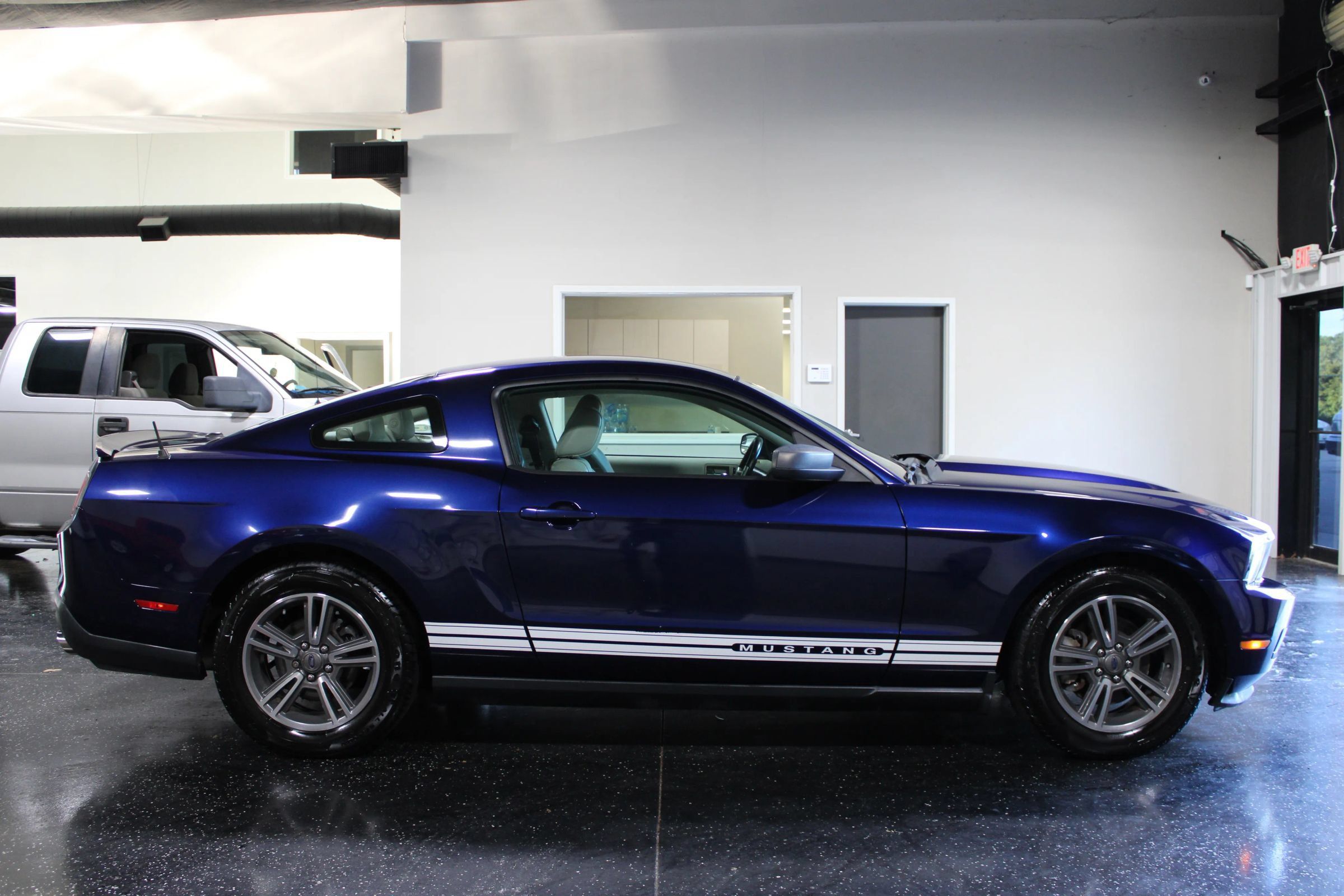Used 2011 Ford Mustang Premium w/ Security Pkg RWD image 2