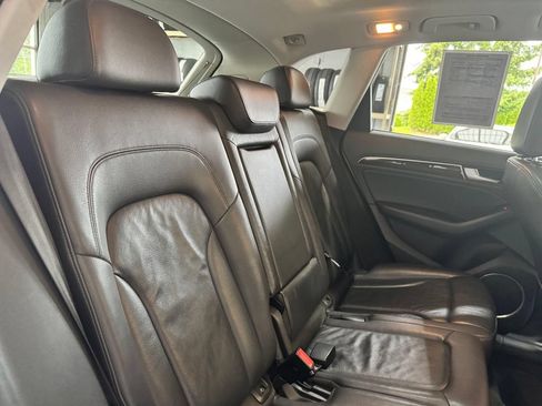 Used 2017 Audi Q5 2.0T Premium Plus w/ Technology Package AWD/4WD image 28