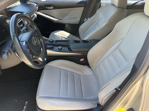 Used 2016 Lexus IS 200t image 19