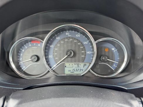 Used 2014 Toyota Corolla LE FWD image 24