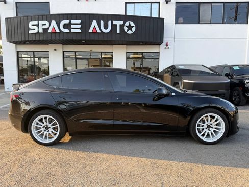 Used 2018 Tesla Model 3 Long Range AWD/4WD image 8