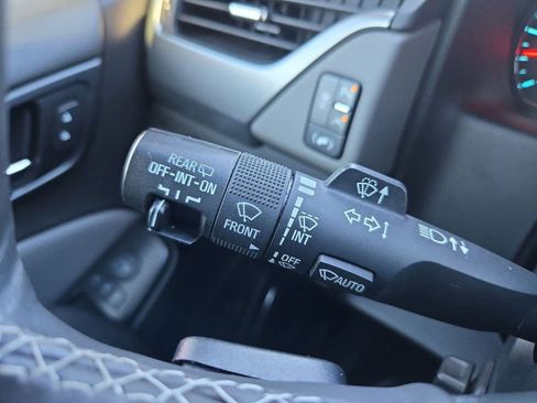 Used 2017 Chevrolet Suburban LT w/ Texas Edition Package image 25