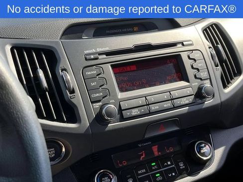 Used 2011 Kia Sportage EX w/ Premium Pkg w/Leather Seats image 28