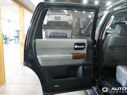 Used 2010 Toyota Sequoia Platinum AWD/4WD image 25