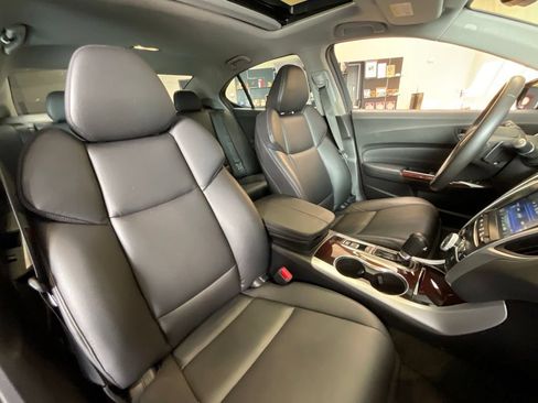 Used 2015 Acura TLX FWD image 19