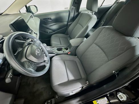 Used 2024 Toyota Corolla LE image 13