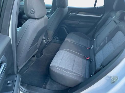 Used 2025 GMC Terrain Elevation image 15