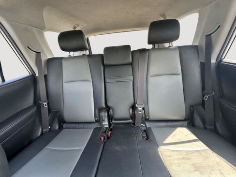 Used 2022 Toyota 4Runner SR5 Premium w/ Moonroof Package AWD/4WD image 12