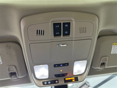 Used 2018 Buick Envision Essence image 34