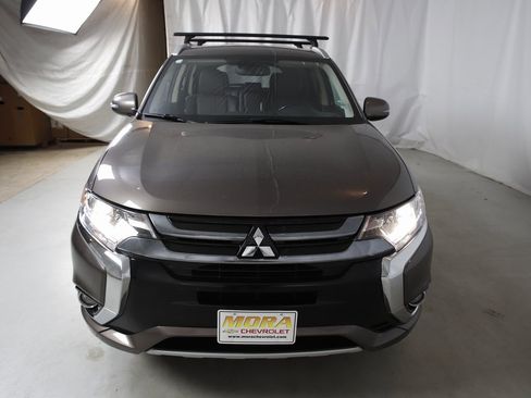 Used 2018 Mitsubishi Outlander SEL image 7