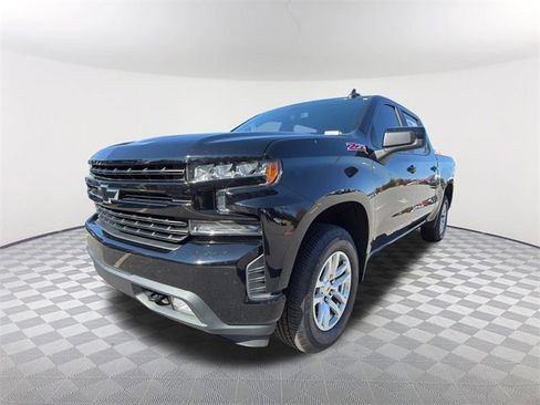 Used 2020 Chevrolet Silverado 1500 RST image 1