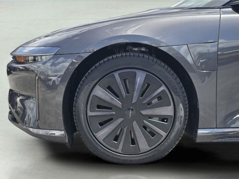 Used 2025 Lucid Air Touring AWD/4WD image 9
