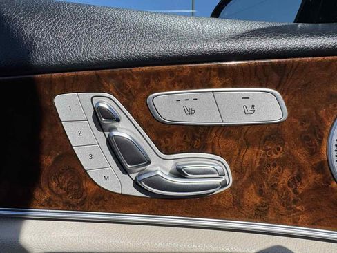 Used 2019 Mercedes-Benz E 300 4MATIC w/ Premium 1 Package image 29