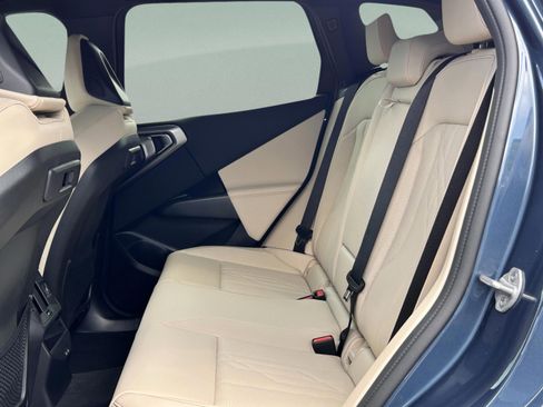 Used 2026 BMW X3 xDrive30 w/ Convenience Package image 21