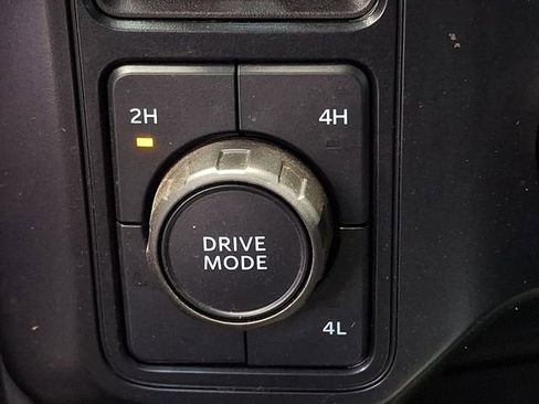 Used 2024 Ford F350 XLT AWD/4WD image 14