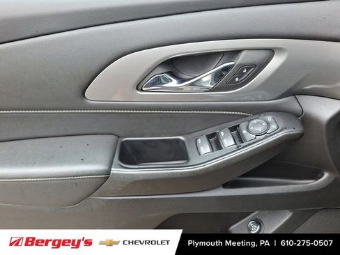 Certified 2023 Chevrolet Traverse LT w/ LPO, Floor Liner Package FWD image 16