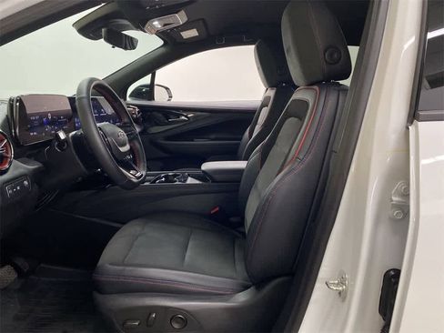 Used 2024 Chevrolet Blazer EV RS image 15