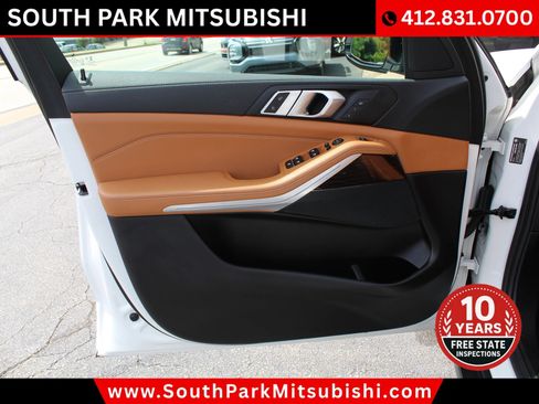 Used 2022 BMW X5 xDrive40i w/ Premium Package AWD/4WD image 13