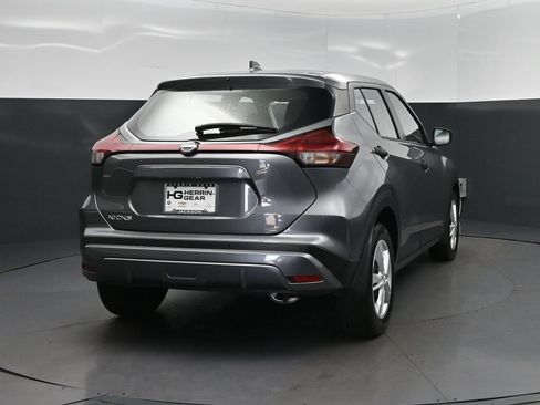 Used 2024 Nissan Kicks S FWD image 7