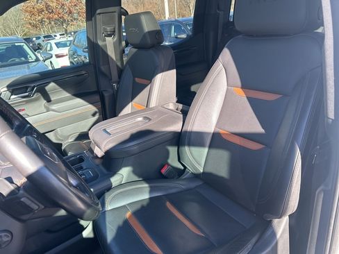 Used 2022 GMC Sierra 1500 AT4 w/ AT4 Premium Package image 25