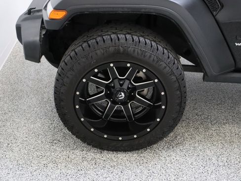 Used 2021 Jeep Wrangler Unlimited Sport w/ Sun And Sound Package AWD/4WD image 11