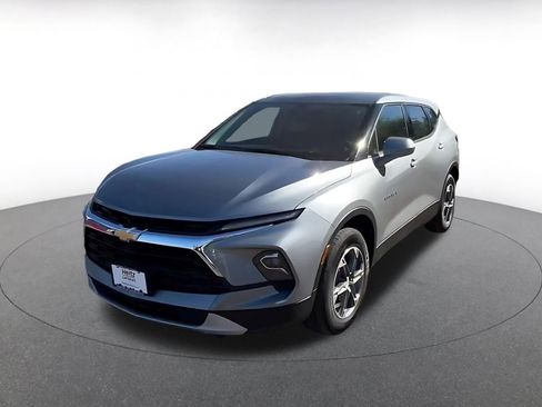 Used 2025 Chevrolet Blazer LT image 7