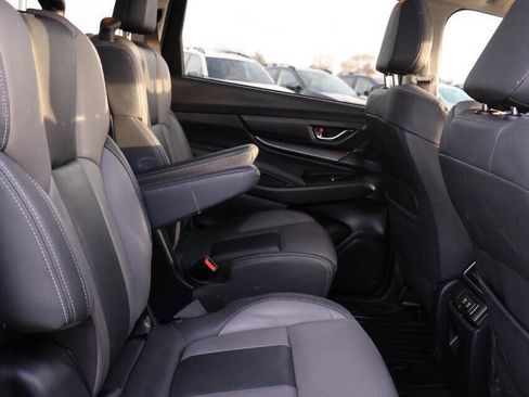 Used 2022 Subaru Ascent Onyx Edition image 15