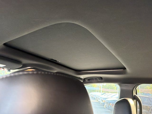 Used 2023 Dodge Durango R/T AWD/4WD image 13