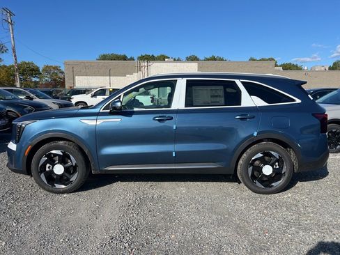 New 2026 Kia Sorento EX image 2