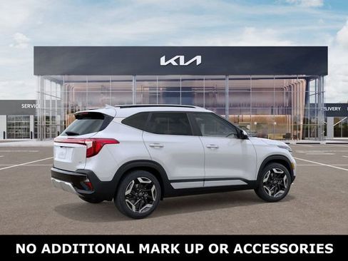 New 2026 Kia Seltos SX w/ SX Sunroof Package image 6