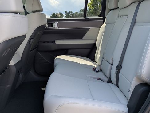 New 2026 Hyundai Santa Fe SE image 15