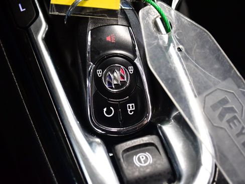 Used 2023 Buick Encore GX Preferred w/ Cold Weather Comfort Package AWD/4WD image 33