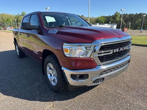Used 2020 RAM 1500 Big Horn AWD/4WD image 2