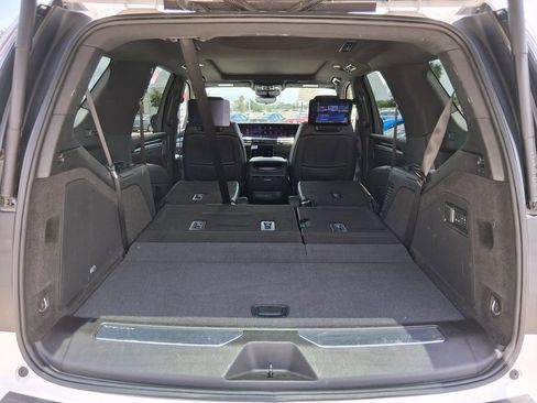 Used 2025 Cadillac Escalade Sport w/ Touring Package AWD/4WD image 6