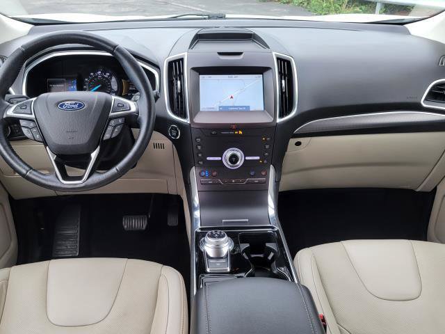 Used 2020 Ford Edge Titanium w/ Equipment Group 301A AWD/4WD image 25