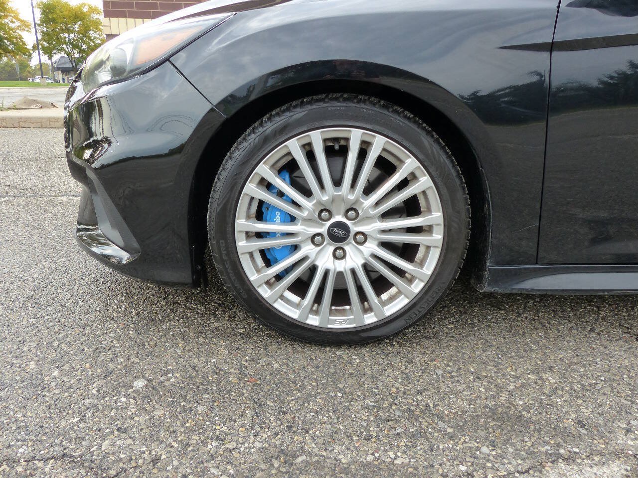 Used 2017 Ford Focus RS AWD/4WD image 14