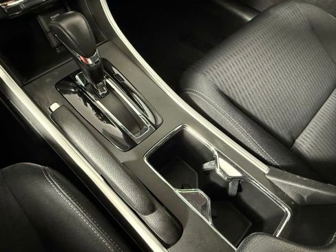 Used 2015 Honda Accord Sport image 27